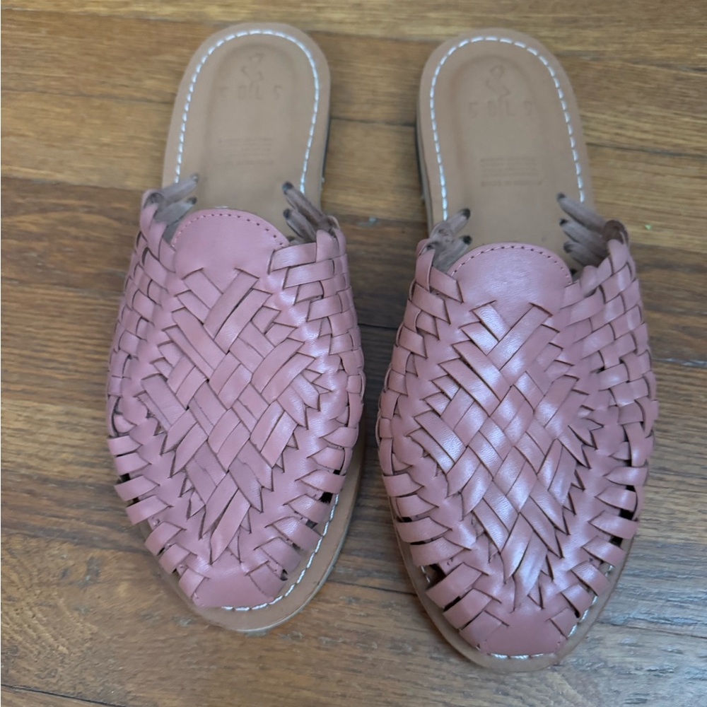 SOLS Blush slides